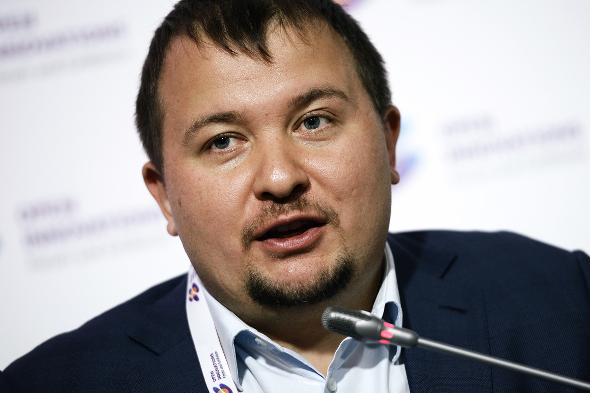 Михаил Кокорич и всем известная компания Моментус